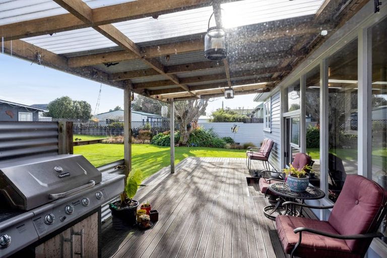 Photo of property in 15 Ariel Street, Stratford, 4332