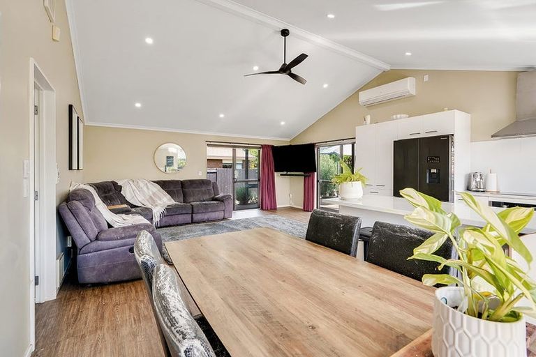 Photo of property in 5 Raleigh Avenue, Fairview Downs, Hamilton, 3214