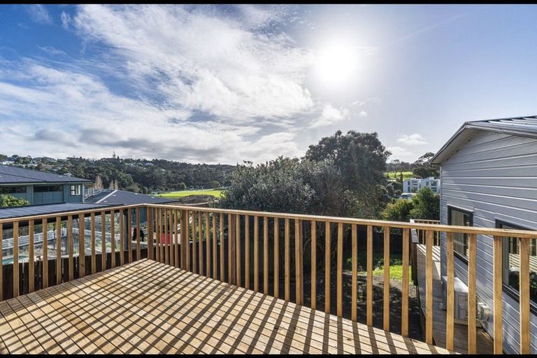 Photo of property in 115 Stanley Road, Glenfield, Auckland, 0629