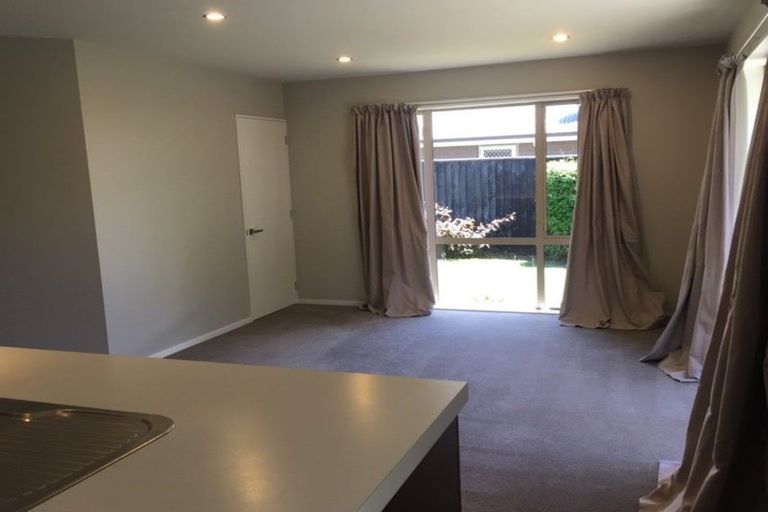 Photo of property in 11/5 Kennedys Bush Road, Halswell, Christchurch, 8025
