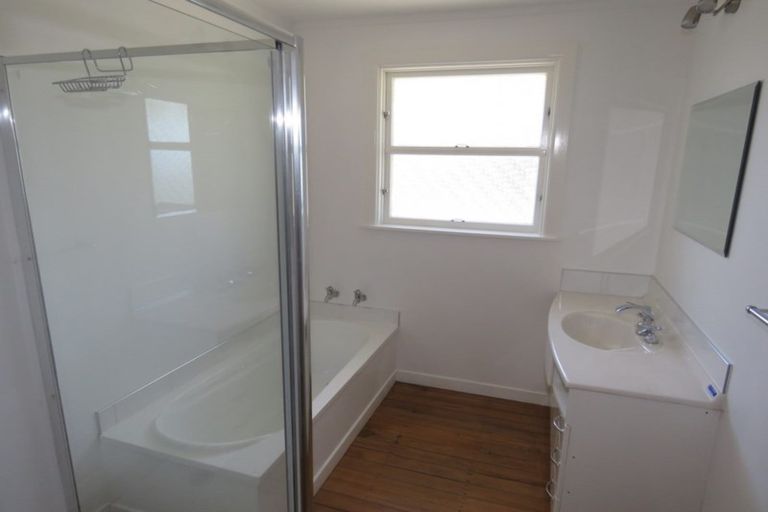 Photo of property in 146 Brougham Street, Westport, 7825