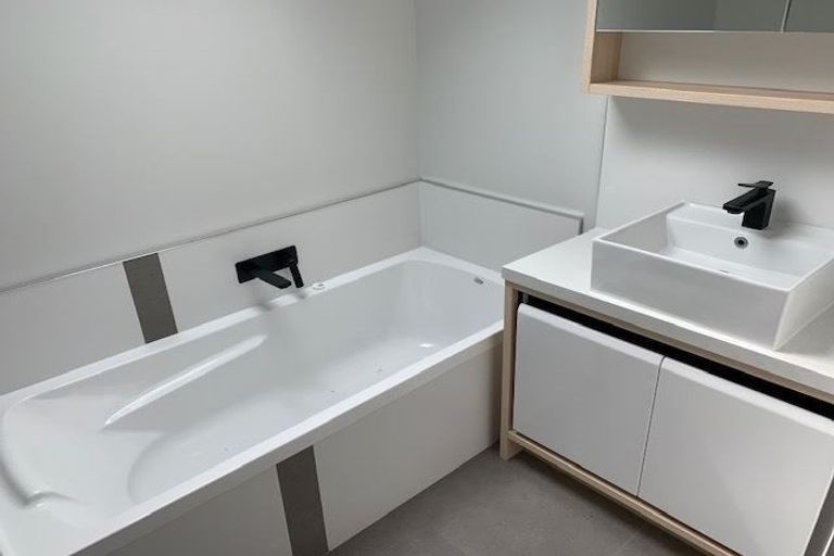 Photo of property in 22u7 Campbell Street, Frankton, Hamilton, 3204