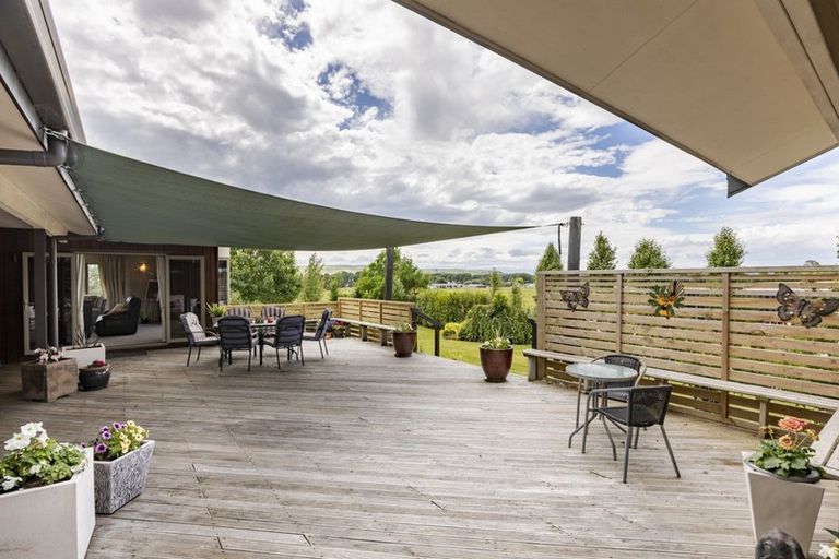 Photo of property in 346 Porangahau Road, Waipukurau, 4282