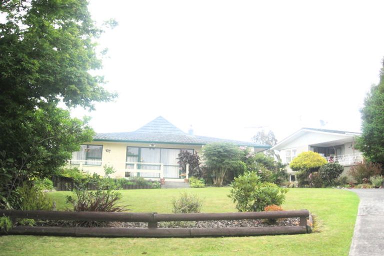 Photo of property in 6 Hookey Drive, Te Puke, 3119