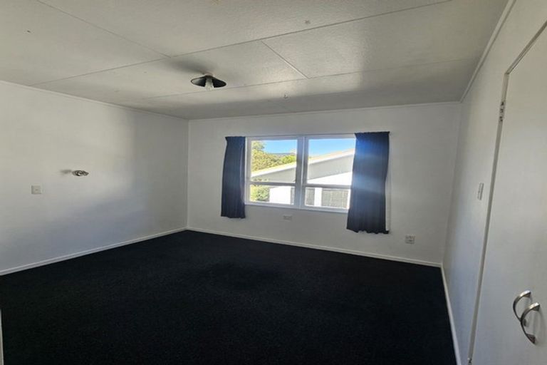 Photo of property in 30 Memorial Drive, Parahaki, Whangarei, 0112