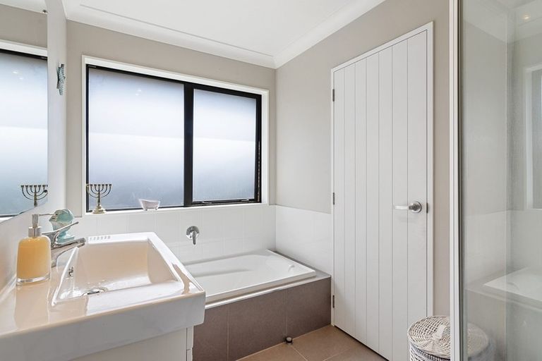 Photo of property in 4a Mellsop Avenue, Waiuku, 2123