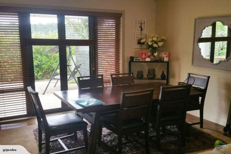Photo of property in 140 Gills Road, Albany Heights, Auckland, 0632