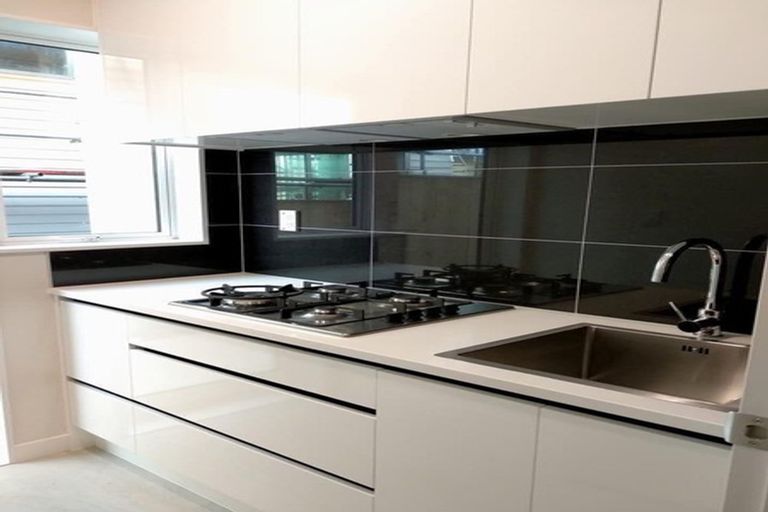 Photo of property in 30 Lisnoble Road, Flat Bush, Auckland, 2019
