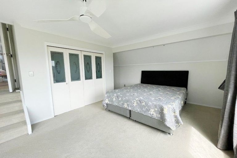 Photo of property in 3/90 Aberdeen Road, Campbells Bay, Auckland, 0620