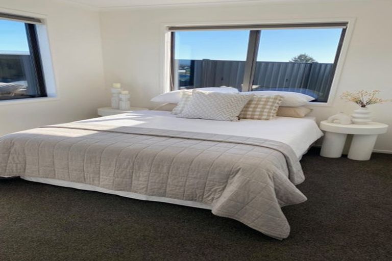 Photo of property in 12 Rehua Way, Papamoa, 3118