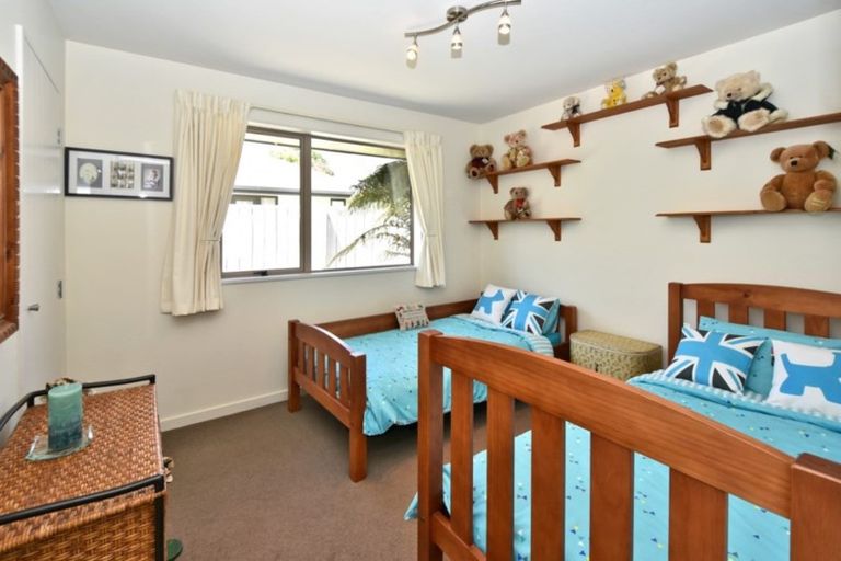 Photo of property in 28 Oakwood Mews, Prebbleton, 7604