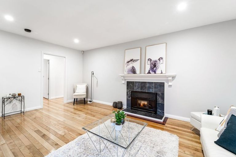 Photo of property in 15 Posa Avenue, Henderson, Auckland, 0612