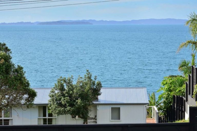 Photo of property in 9 Joydon Place, Stanmore Bay, Whangaparaoa, 0932