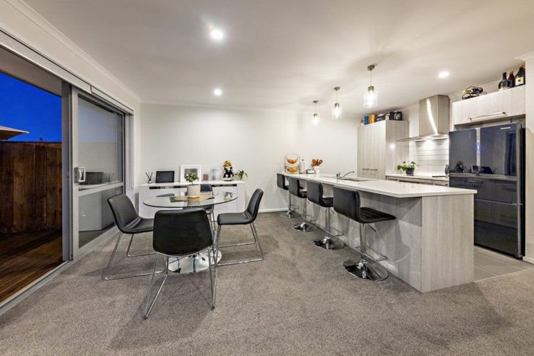 Photo of property in 16 Huamanu Street, Pukekohe, 2120