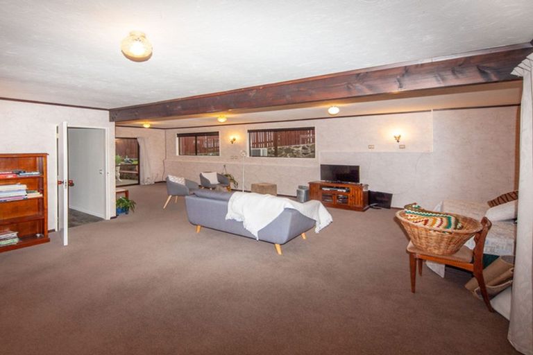 Photo of property in 40 Cortina Avenue, Johnsonville, Wellington, 6037