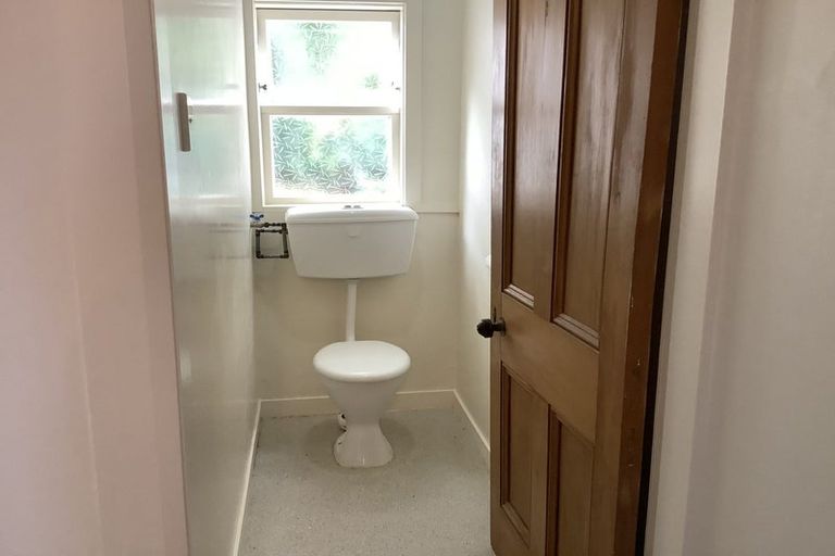 Photo of property in 24 Konini Road, Hataitai, Wellington, 6021