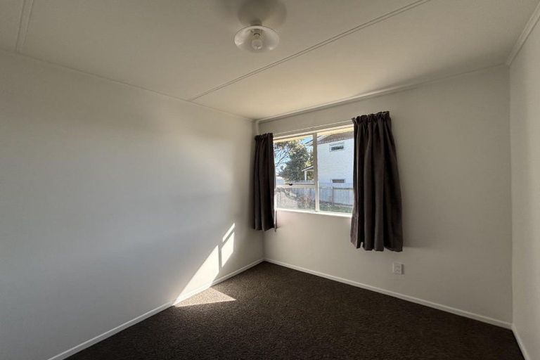 Photo of property in 20 Hood Street, Castlecliff, Whanganui, 4501