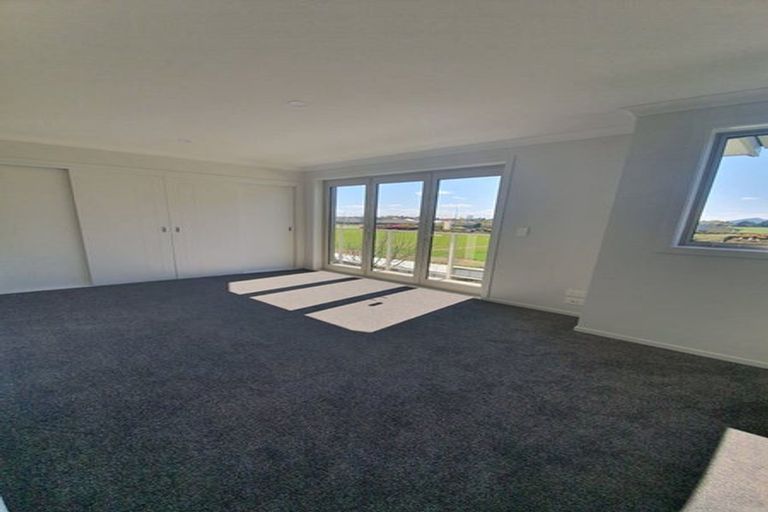 Photo of property in 18 Tucker Close, Leamington, Cambridge, 3432