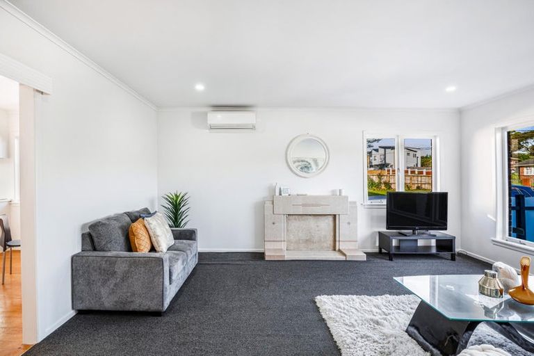 Photo of property in 2/32 Kereru Street, Henderson, Auckland, 0612