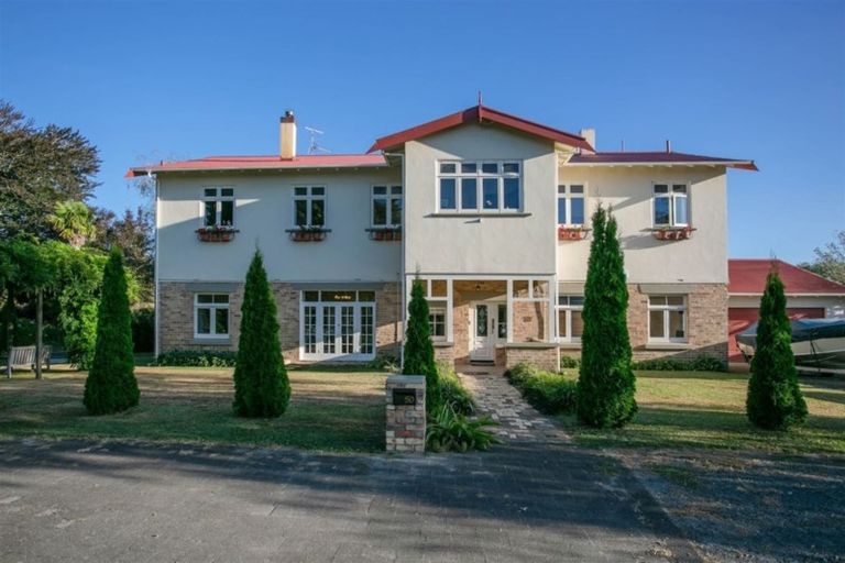 Photo of property in 50 Hamilton Road, Cambridge, 3434