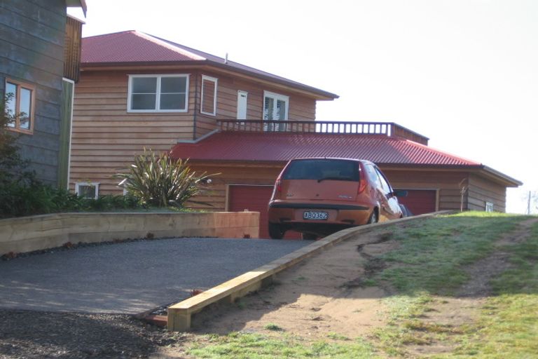 Photo of property in 13 Coutts Road, Pauanui, Hikuai, 3579