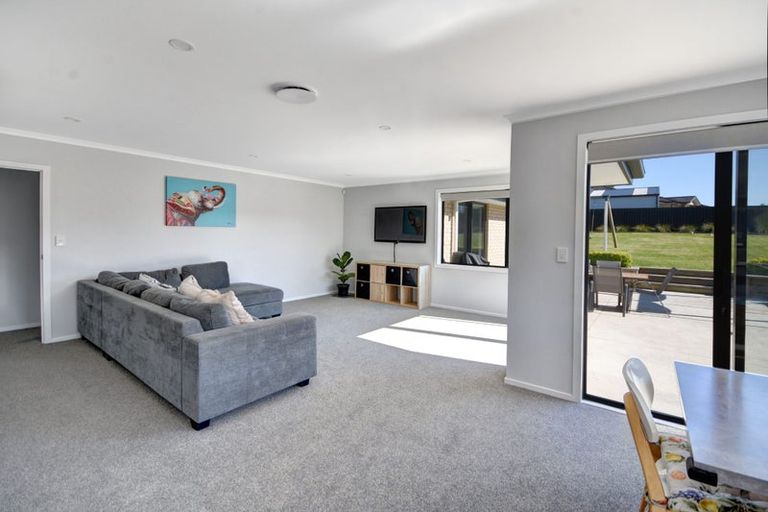 Photo of property in 48 Heathfield Drive, Mosgiel, 9024