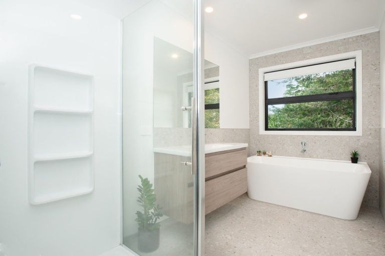 Photo of property in 19 Lily Way, Pyes Pa, Tauranga, 3112