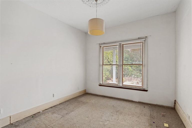 Photo of property in 64 Corson Avenue, Beckenham, Christchurch, 8023