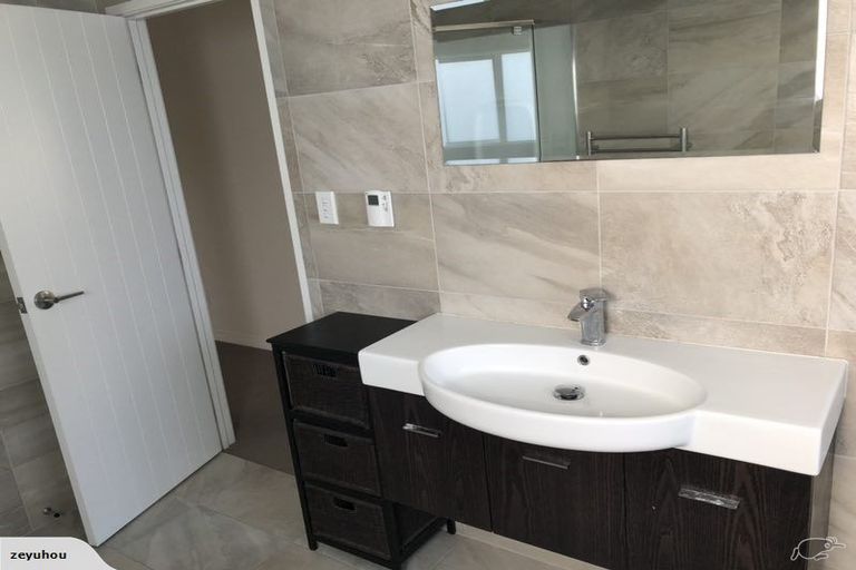 Photo of property in 113 Laurel Oak Drive, Schnapper Rock, Auckland, 0632