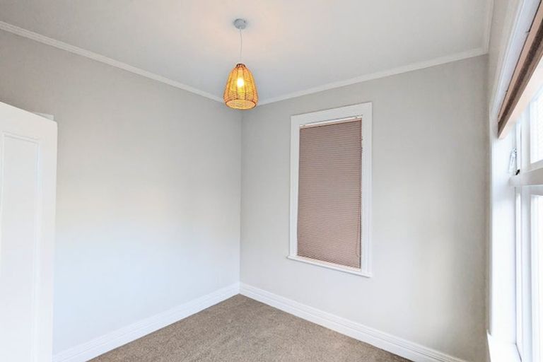 Photo of property in 28f1 Henry Street, Kilbirnie, Wellington, 6022