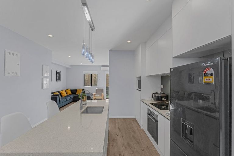 Photo of property in 9d Epping Road, Henderson, Auckland, 0610