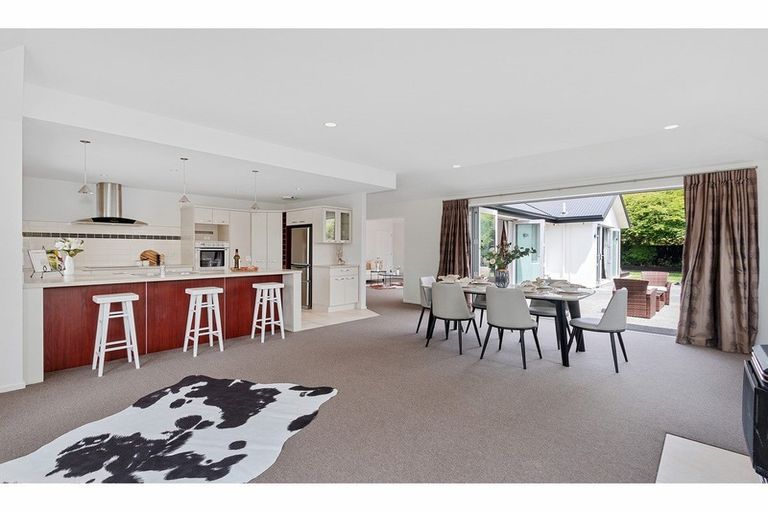 Photo of property in 7 Cairnbrae Drive, Prebbleton, 7604