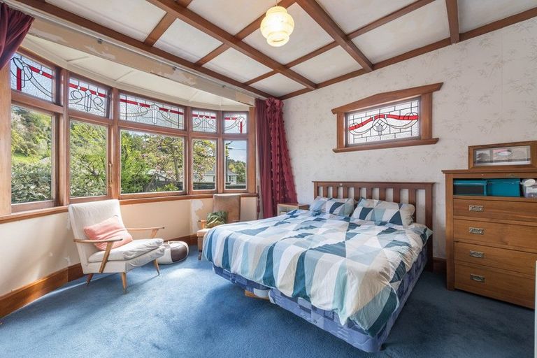 Photo of property in 129 Tipahi Street, Nelson South, Nelson, 7010