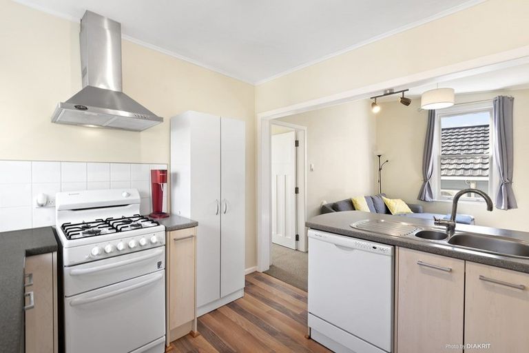 Photo of property in 25 Harland Street, Brooklyn, Wellington, 6021