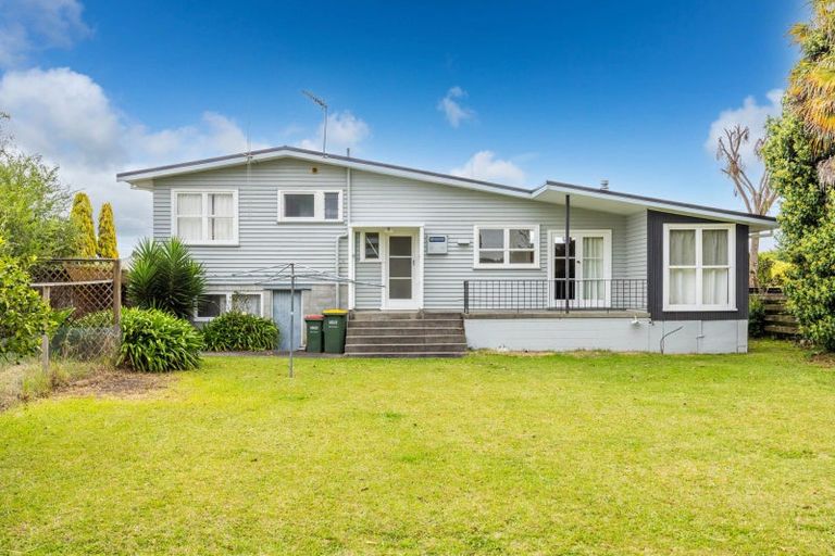 Photo of property in 16 Leeds Street, Silverdale, Hamilton, 3216