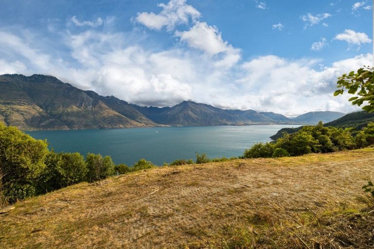 Photo of property in 81 Corsican Drive, Ben Lomond, Queenstown, 9371