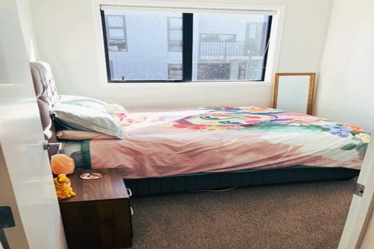 Photo of property in 8 Equine Way, Brookfield, 3110