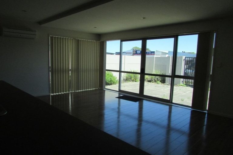 Photo of property in 140g Sherborne Street, St Albans, Christchurch, 8014