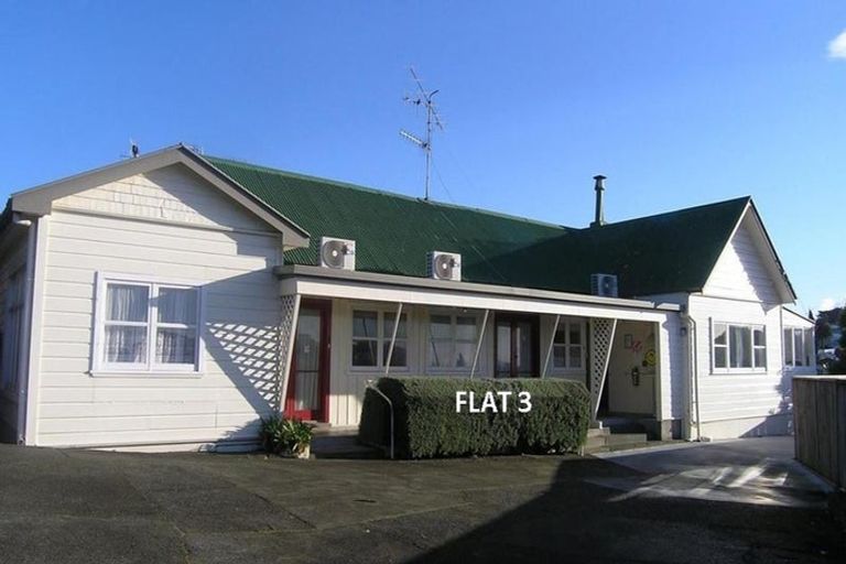 Photo of property in 3 Lincoln Road, Bluff Hill, Napier, 4110