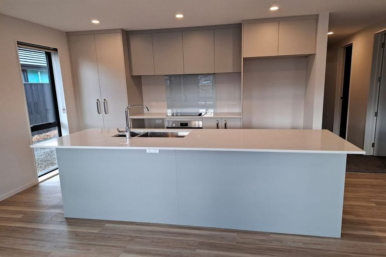 Photo of property in 11 Oakmill Drive, Casebrook, Christchurch, 8051