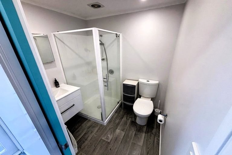 Photo of property in 43 Tauhinu Road, Miramar, Wellington, 6022