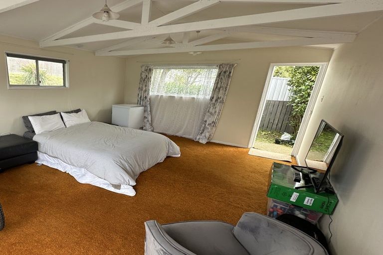 Photo of property in 72 Dominion Park Street, Johnsonville, Wellington, 6037