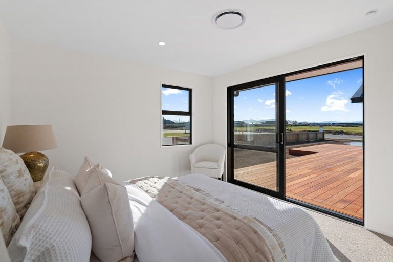 Photo of property in 10 Wheat Avenue, Darfield, 7510