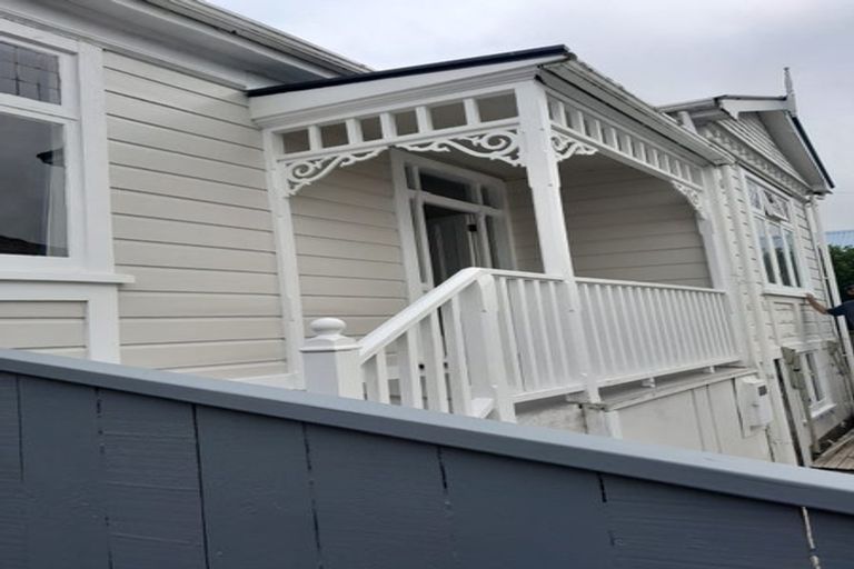 Photo of property in 9 Vera Street, Karori, Wellington, 6012