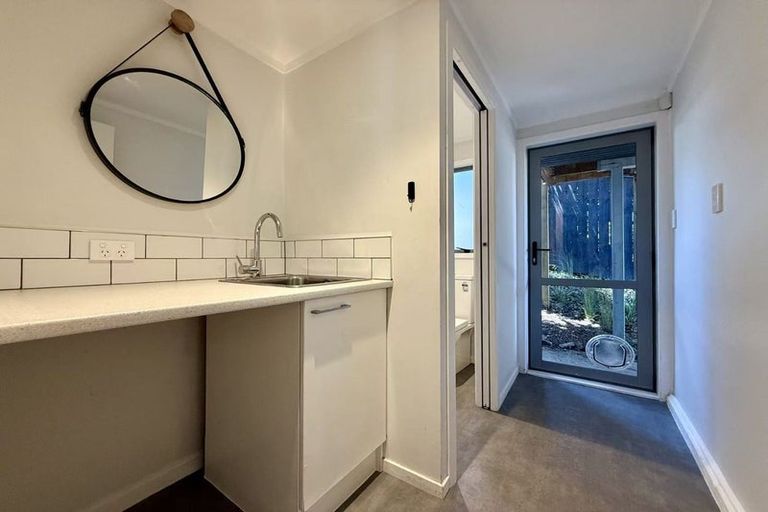Photo of property in 264 Glenvar Road, Torbay, Auckland, 0630