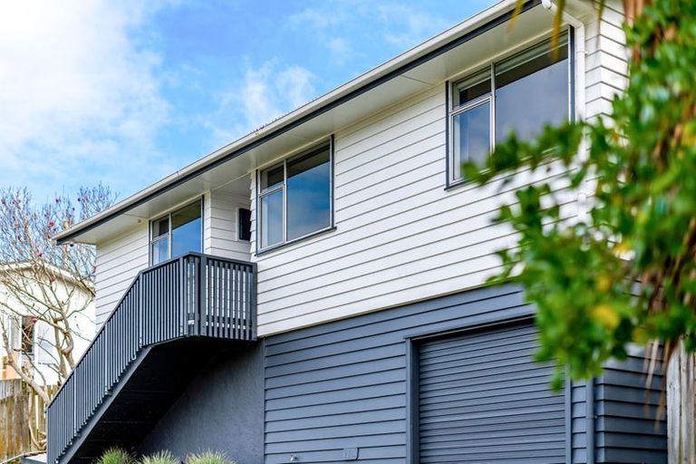 Photo of property in 3 Stipulate Place, Ascot Park, Porirua, 5024