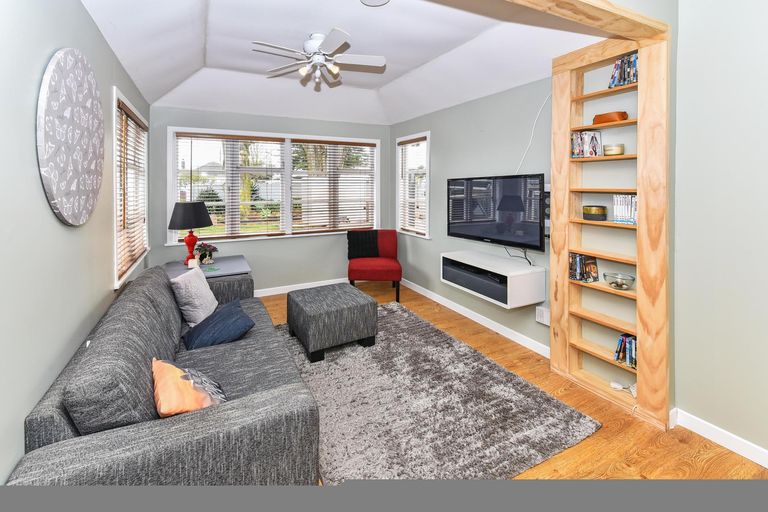 Photo of property in 37a Carruth Road, Papatoetoe, Auckland, 2025