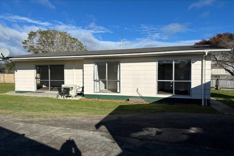 Photo of property in 6 Cook Street, Levin, 5510