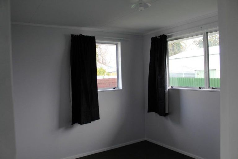 Photo of property in 28 Ward Street, Aramoho, Wanganui, 4500