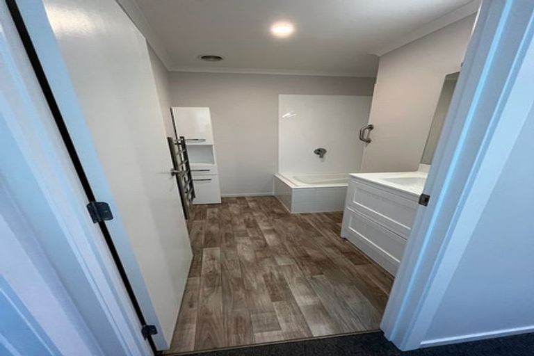 Photo of property in 29a Abercrombie Street, Howick, Auckland, 2014